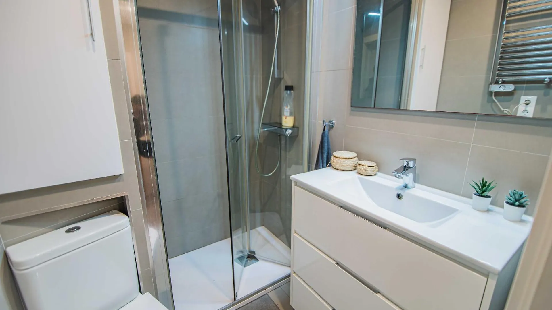 Poeta Apartment Barcelona