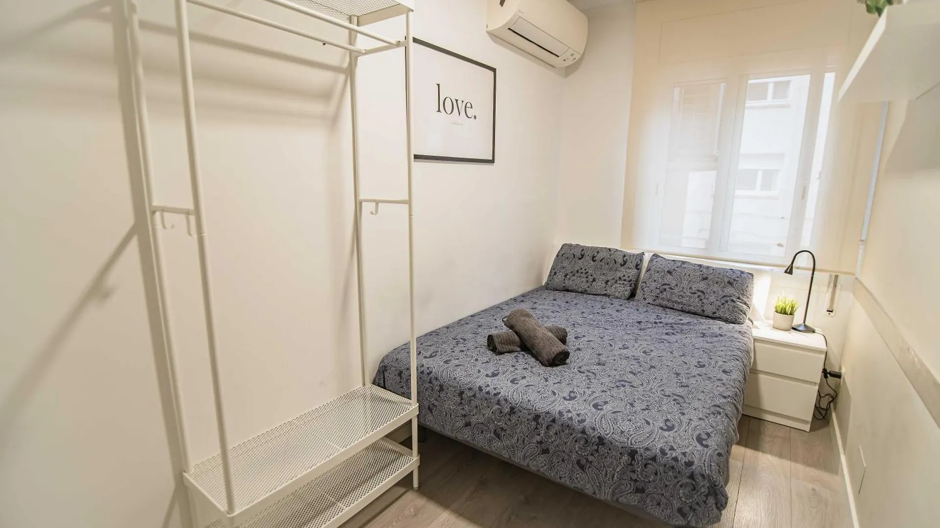 Poeta Apartment Barcelona